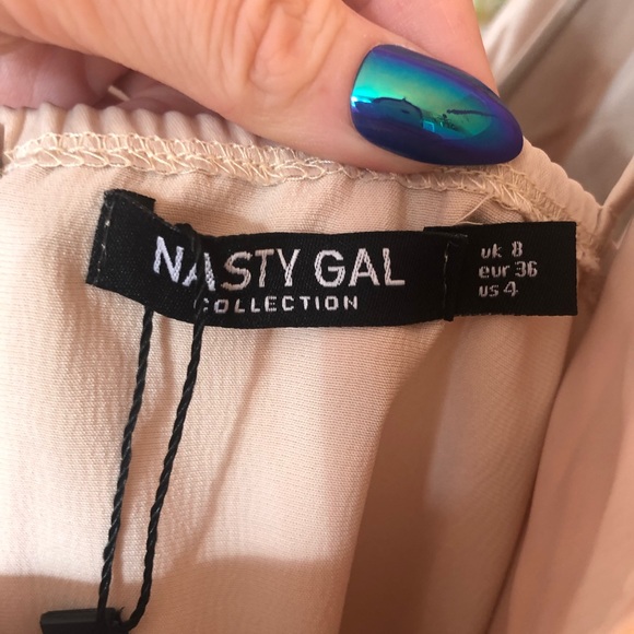 ✨HP✨NWT | NASTY GAL | Size 4 | Halter Neck Satin Midi Slip Dress - Picture 11 of 14